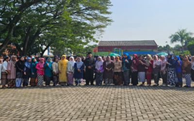 Semarak Kartini 2026 di SMKN 2 Madiun: Lestarikan Budaya Lewat Busana dan Rasa